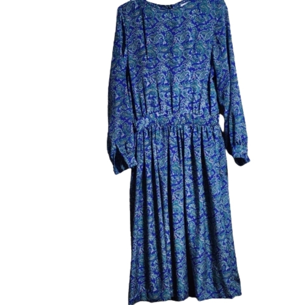 Vintage long sleeve paisley patternmidi dress color green and blue size 8